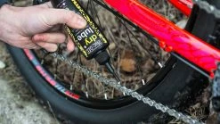 Muc-Off Dry Lube Huile Pour Chaîne Sèche -Pas Cher Vélos Magasin Muc Off Dry Lube 50ml 3