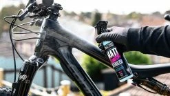 Muc-Off Matt Finish Detailer 250ml -Pas Cher Vélos Magasin Muc Off Matt Finish Detailer 3