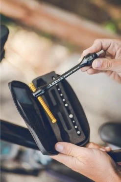 Lezyne Torque Drive Tool -Pas Cher Vélos Magasin Torque Drive 2019 04 16 Lezyne 1127 1800x1800